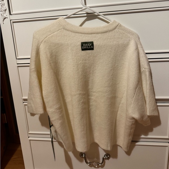 NWT Cream Daily Drills Single Button Sweater - Picture 2 of 2